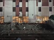 З будинків обрушилася частина обшивки