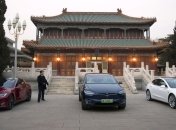 Tesla будут собирать в Шанхае: Китай выделил кредит на строительство завода