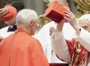 Папа Римский возвел в сан 6 новых кардиналов 