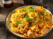 Если ищете, что приготовить – вспомните о тушеной капусте