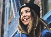 Надя Дорофеева показала стильный уличный образ в Нью-Йорке