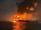 Российский танкер горит