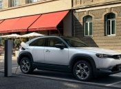 С заботой об окружении: почему на Mazda MX-30 установлена "скромная" батарея
