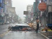 На Тайвань обрушился мощный тайфун, есть погибшие