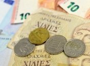 Курс евро падает на фоне кризиса в Греции