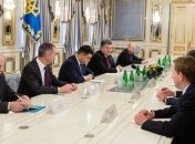 Порошенко предлагает отменить депутатскую неприкосновенность