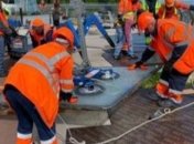 "Народ платит налоги без перебоев": в сети бурно обсуждают новую поломку моста Кличко (фото)