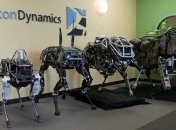 Испытание четвероногого робота по имени Спот (Видео)