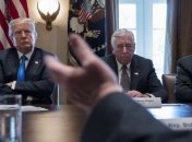 Трамп подал в суд на издание за доклад о его связях с РФ