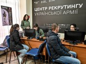 Генштаб попытался объяснить как работает рекрутинг, но лишь запутал украинцев: в сети жаркая дискуссия, пришла даже Безуглая