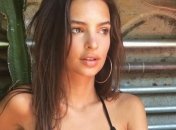 Сексуальная модель Эмили Ратаковски кардинально сменила образ 