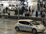 Автомобиль с функцией автоматической парковки представлен в Японии