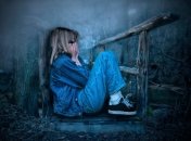 Наказывали болью, наступали ногами на руки: в киевском детсаду воспитатели жестоко издевались над детьми (видео)