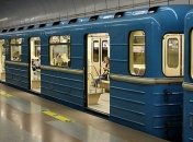 Стало известно о судьбе девушки, бросившейся на рельсы в метро Харькова