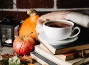 5 оригінальних зігріваючих напоїв цієї осені: апельсиновий чай і банановий латте
