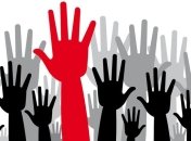 В Запорожье люди с почечной недостаточностью устроили лежачий протест