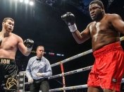 На вечере бокса в Канаде были нокаутированы два экс-чемпиона мира в хэвивейте (Видео)