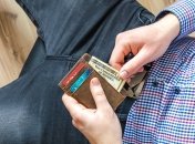 Если носить эти вещи в кошельке, вы можете потерять все деньги