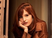 Модная помада коричневого оттенка на осень 2022