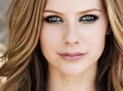 У Аврил Лавин роман с сыном миллиардера 