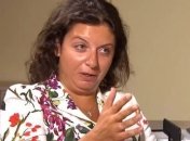 "Россия своих пропагандистов не бросает": Симоньян позвала на работу журналистов заблокированных каналов Медведчука