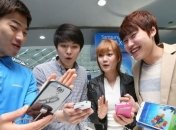 Samsung запустил тестовое производство трехсторонних дисплеев