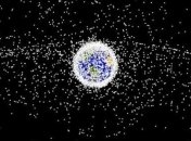 На земной орбите заметили странный космический мусор