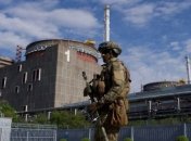 Окупант на території атомної  електростанції  в Енергодарі