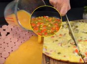 Завтрак из яиц с сосисками