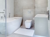 Трюк, который избавит ванную от плесени