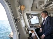 Порошенко поручил ВСУ остановить российские провокации в Азовском море