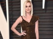 Кэти Перри отвергла ухаживания знаменитого певца