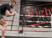 Макгрегор намекнул на переход в рестлинг