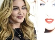 Мадонна пофарбувалася в рожевий у підтримку Байдена: схоже, її фанати проголосують за Трампа