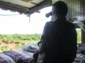 Штаб: За сутки один военнослужащий ранен и еще один травмирован 