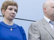 Турчинов прокомментировал скандальные высказывания своей жены