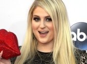 Меган Трейнор возглавила чарт Великобритании