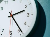 Комендантский час — запрет на нахождение на улицах и в общественных местах в определённое время суток