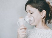 Пульмонолог дав важливу пораду тим, кому важко дихати після перенесеного коронавірусу