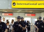 Посольство РФ в Лондоне жалуется на задержания россиян в аэропортах