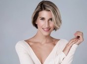 Анита Луценко шокировала поклонников своим первым снимком в паспорте 