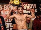 Украинский чемпион мира проведет объединительный бой в Китае