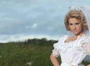 Участница группы "Фабрика" тайно вышла замуж