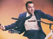 Арестович каже, що ризикне балотуватися, якщо Зеленський не піде на вибори