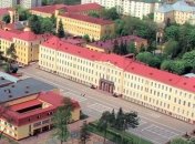 Минобороны: Академию сухопутных войск сокращать не будем