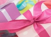 Поздравления с Днем рождения: открытки и короткие стихи на 4 февраля