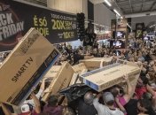 В США "черная пятница" установила рекорд по покупкам