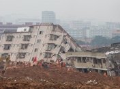 Причиной оползня в Китае назвали скопление грязи на огромной свалке