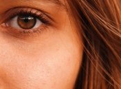 Що призводить до розширення пор на обличчі