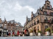 Карантинные смягчения: в Нидерландах заработали парикмахерские и салоны красоты